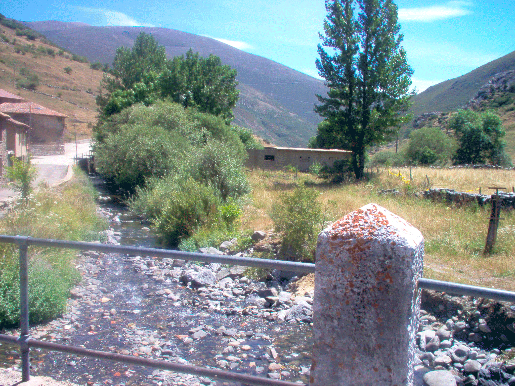 lugares de interes río Torío en Piedrafita